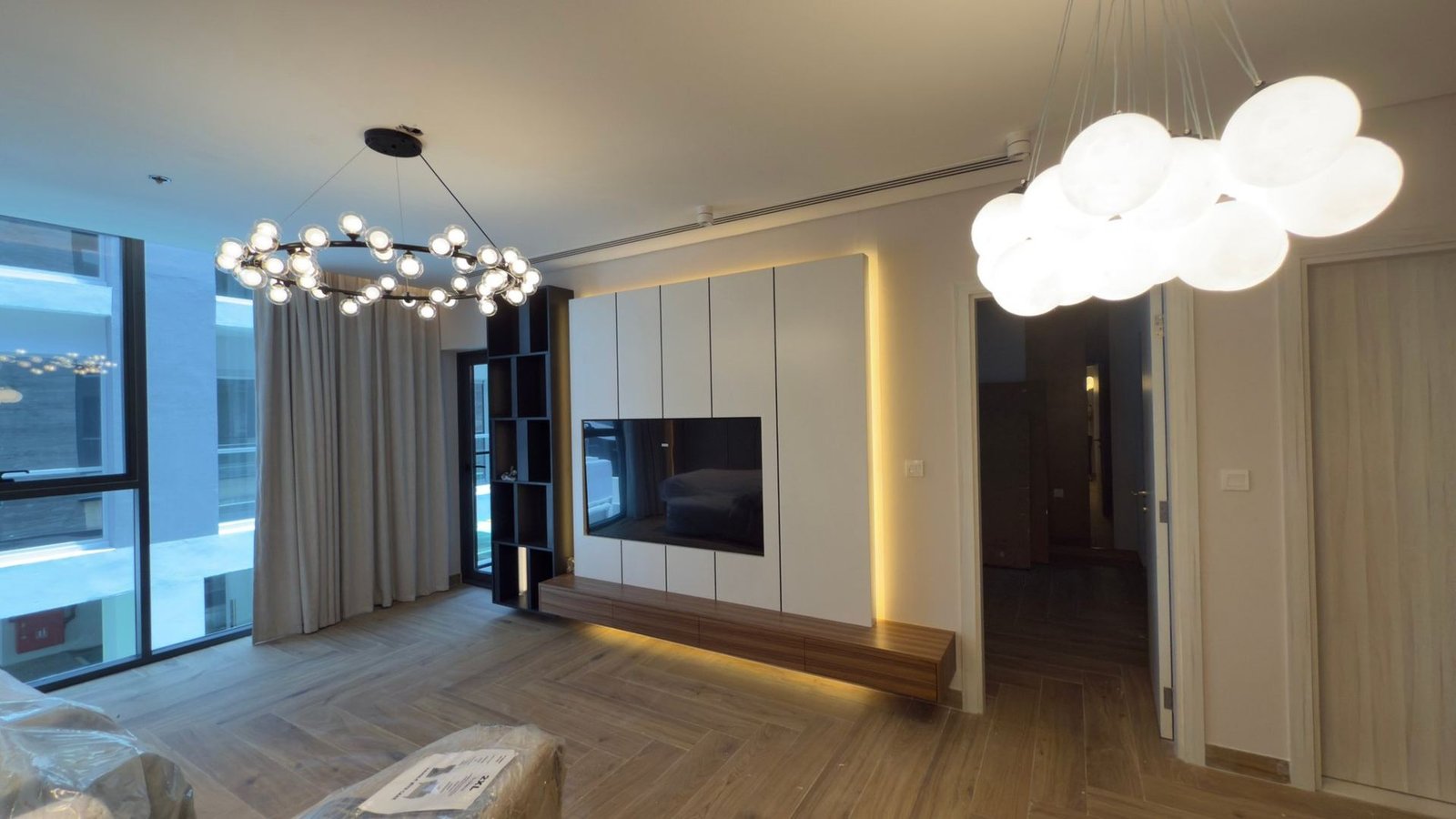 AL MEYDAN APARTMENT — FURNITURE & DECOR