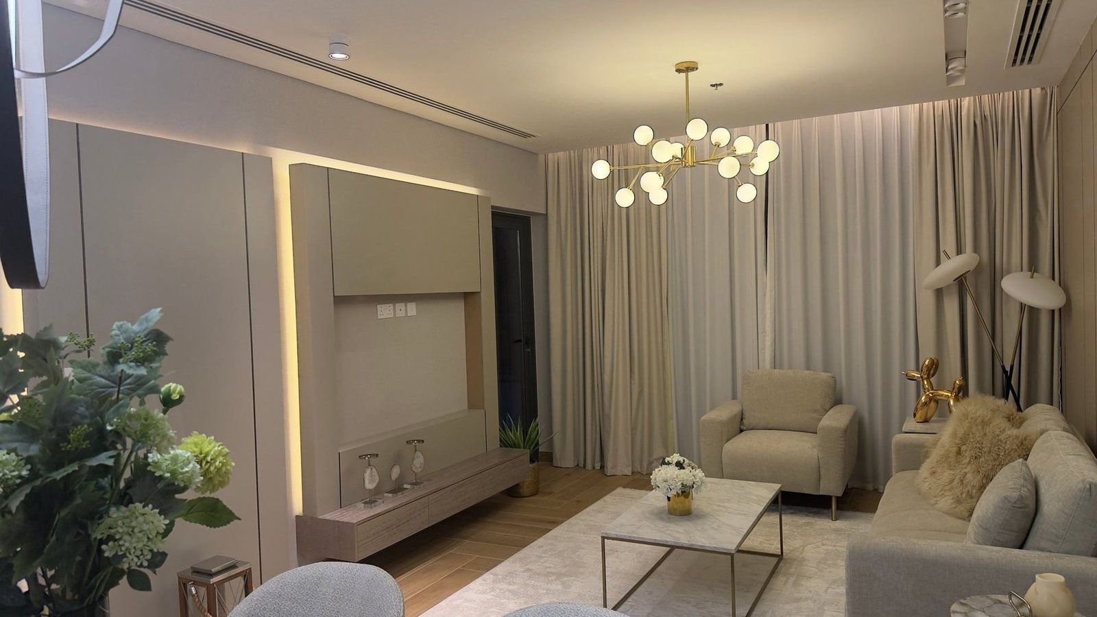 FURNITURE APARTMENT — AL MEYDAN