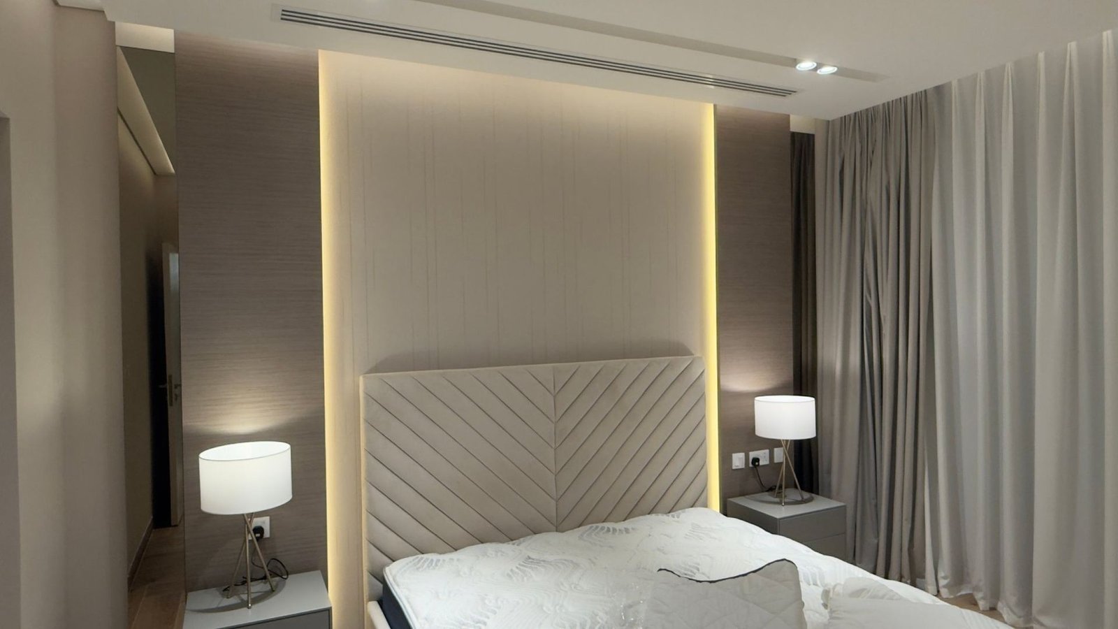 FURNITURE APARTMENT — AL MEYDAN
