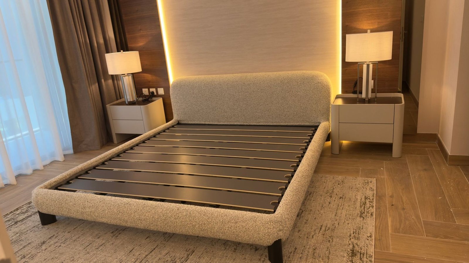 AL MEYDAN APARTMENT — FURNITURE & DECOR